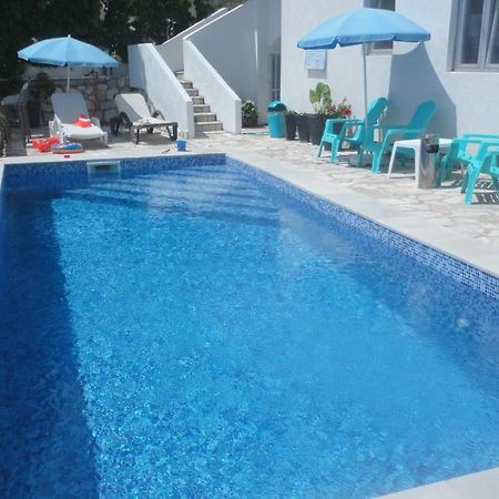 Brankas Apartments バール エクステリア 写真