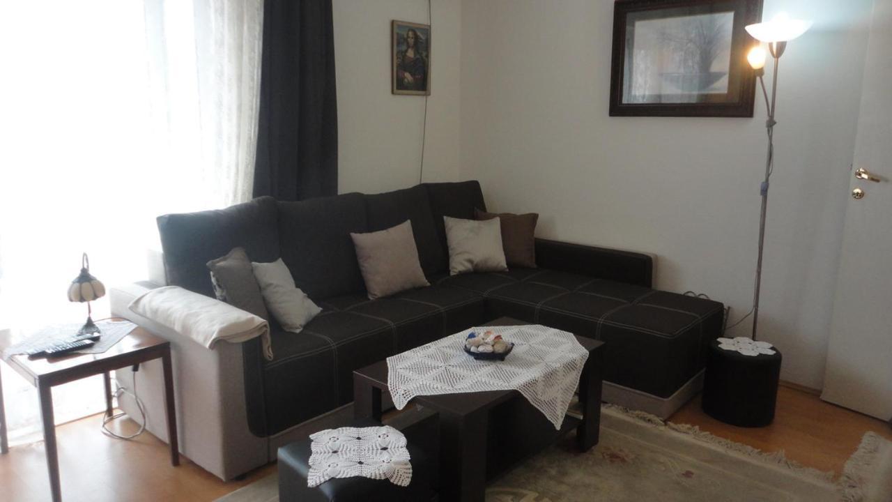 Brankas Apartments バール エクステリア 写真