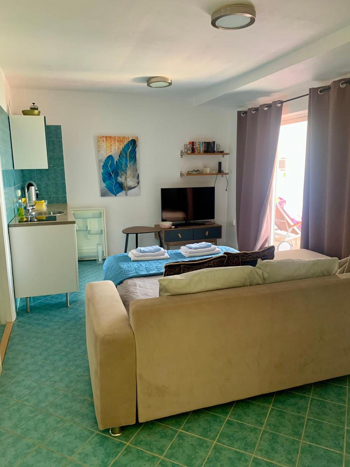 Brankas Apartments バール エクステリア 写真