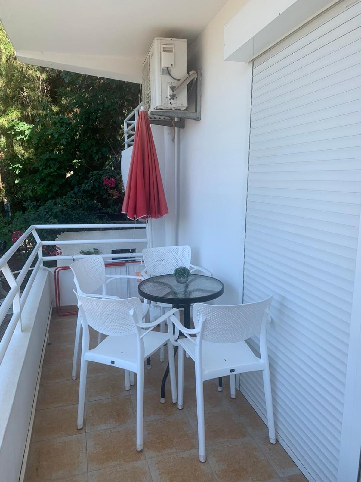 Brankas Apartments バール エクステリア 写真