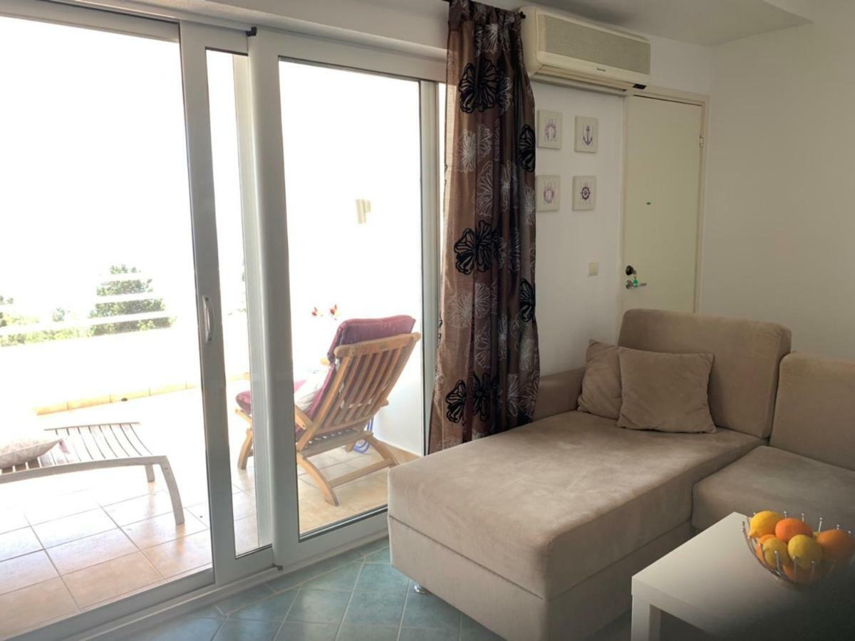 Brankas Apartments バール エクステリア 写真